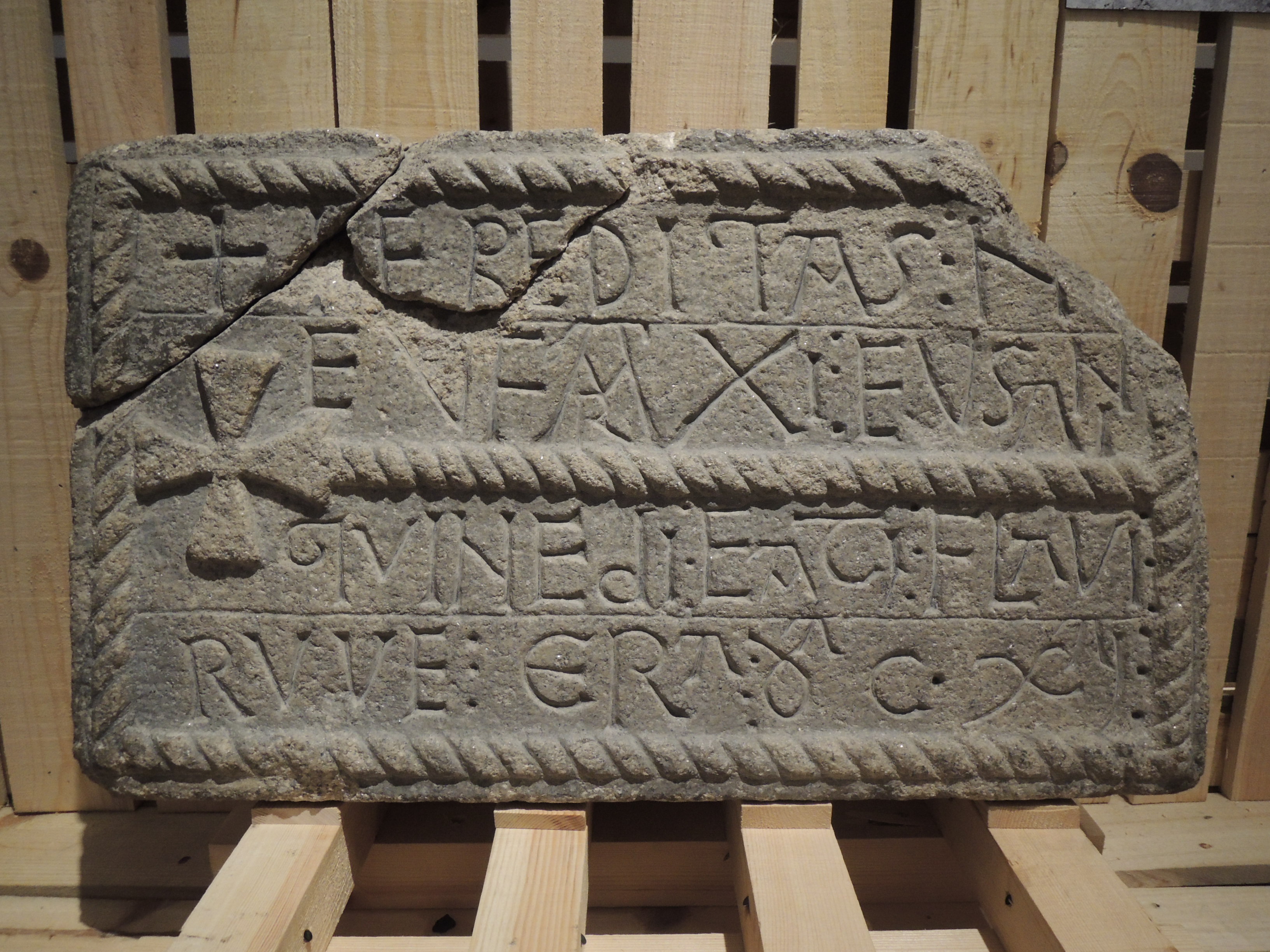 The inscription associated with the date 573